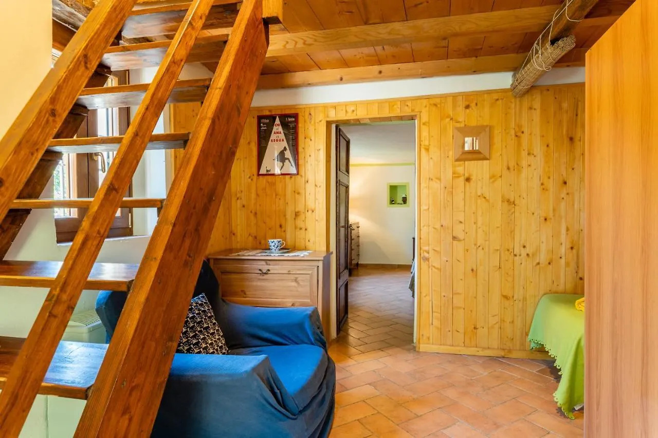 Il Colletto Romantic Stonehouse Pescia